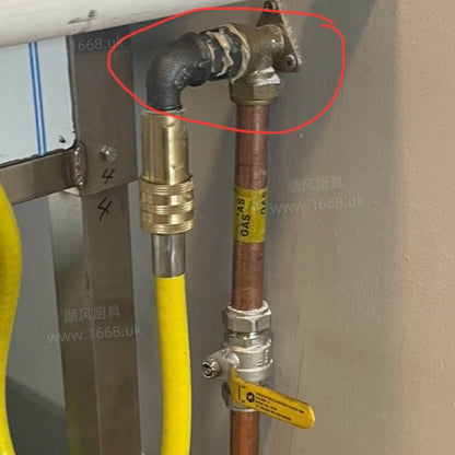 软管连接铜管墙壁接头